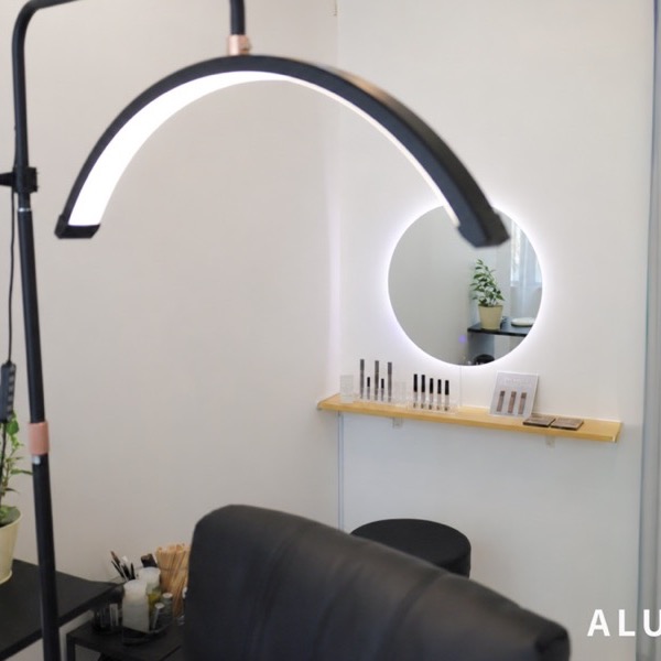 ALUCIA 岡山店の店内